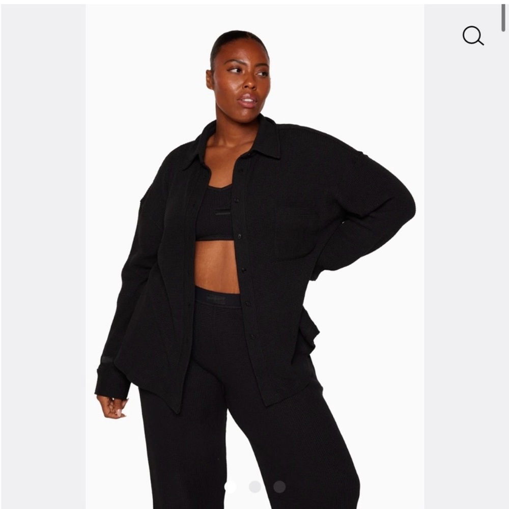 SET Active Lounge Waffle Knit Button Down